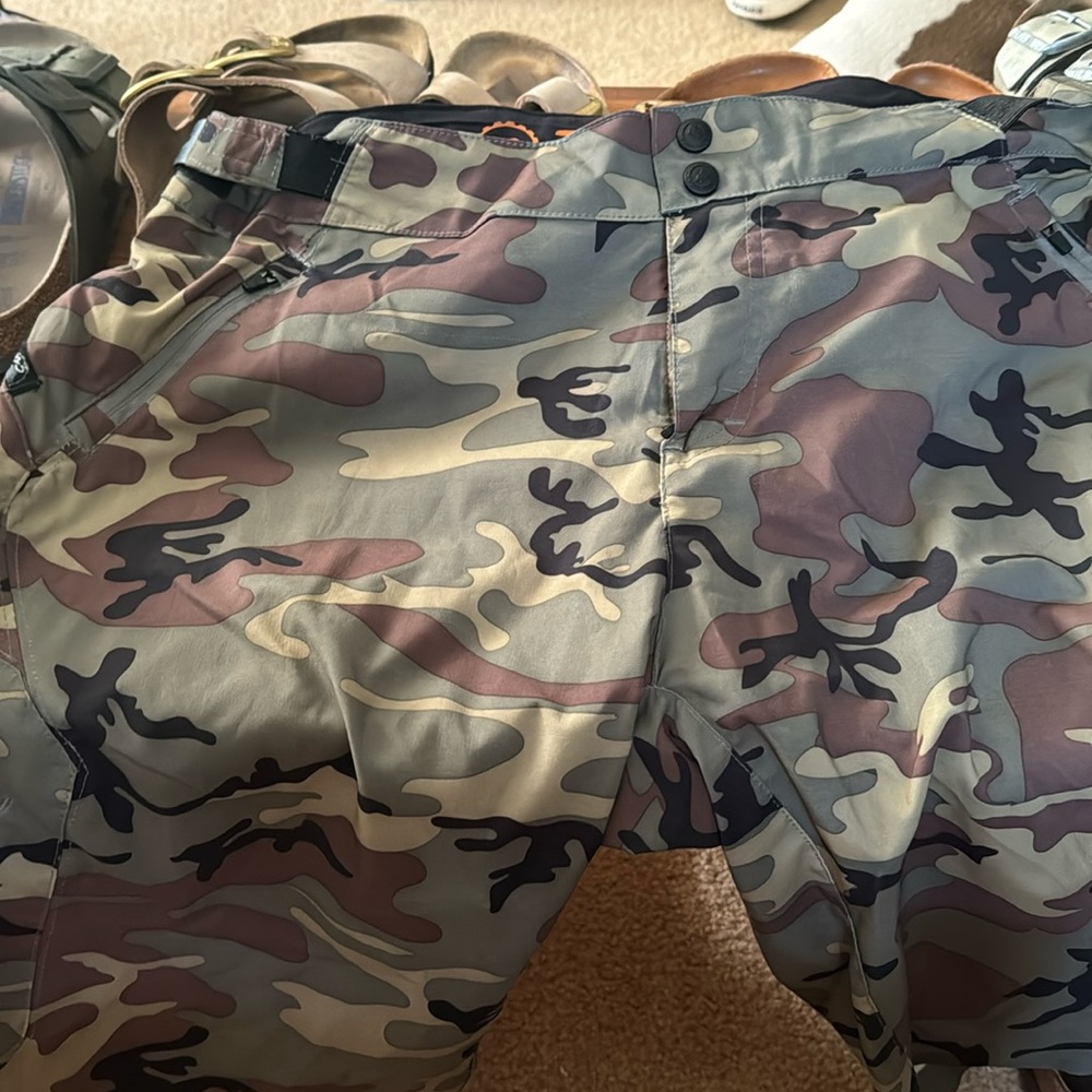 Zoic mtb shorts